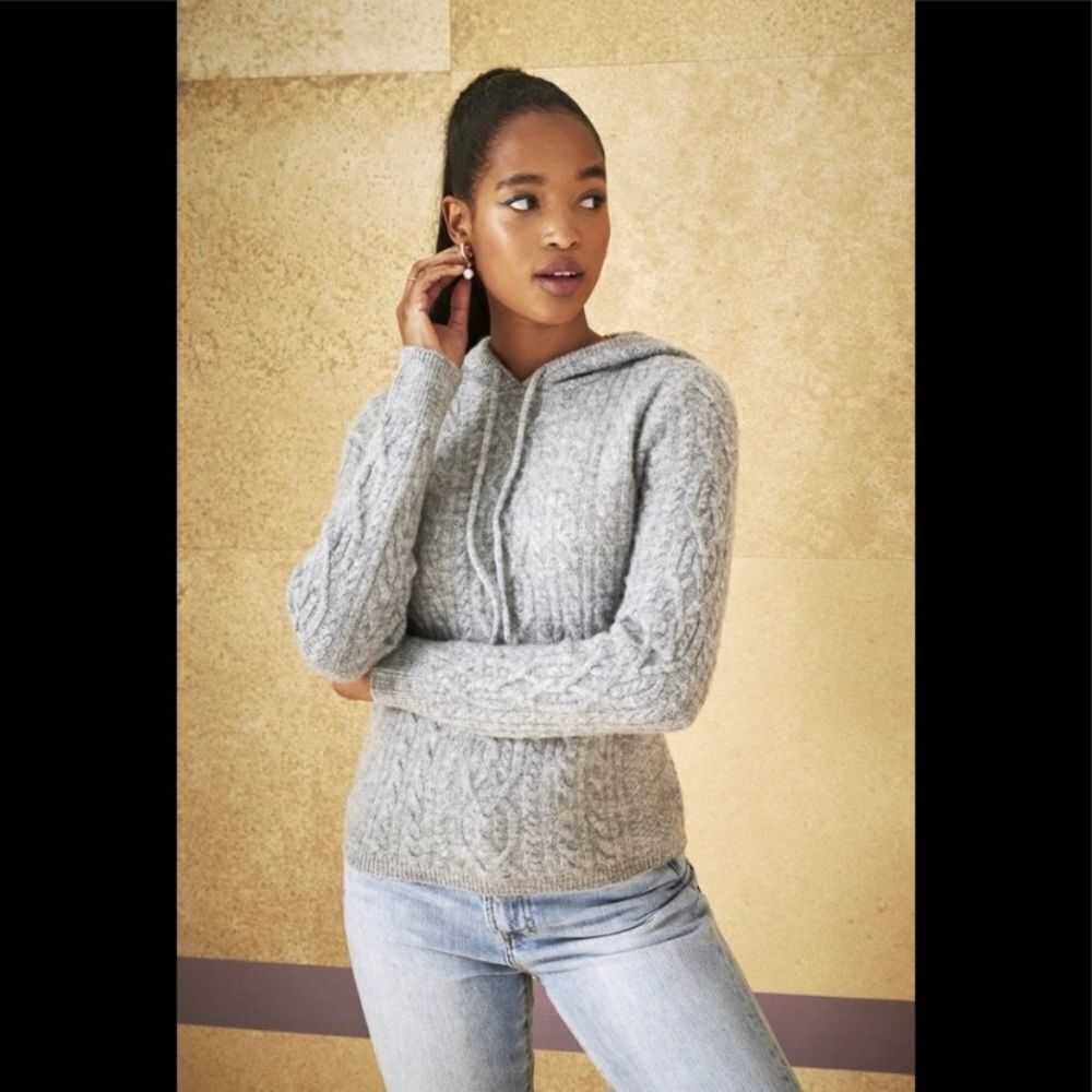 Court & Rowe Sweater